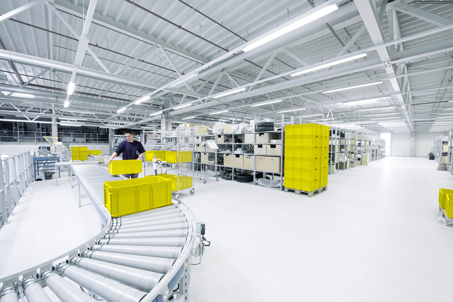 SSI SCHAEFER Plastics at Fachpack 2024 Sustainable plastic container